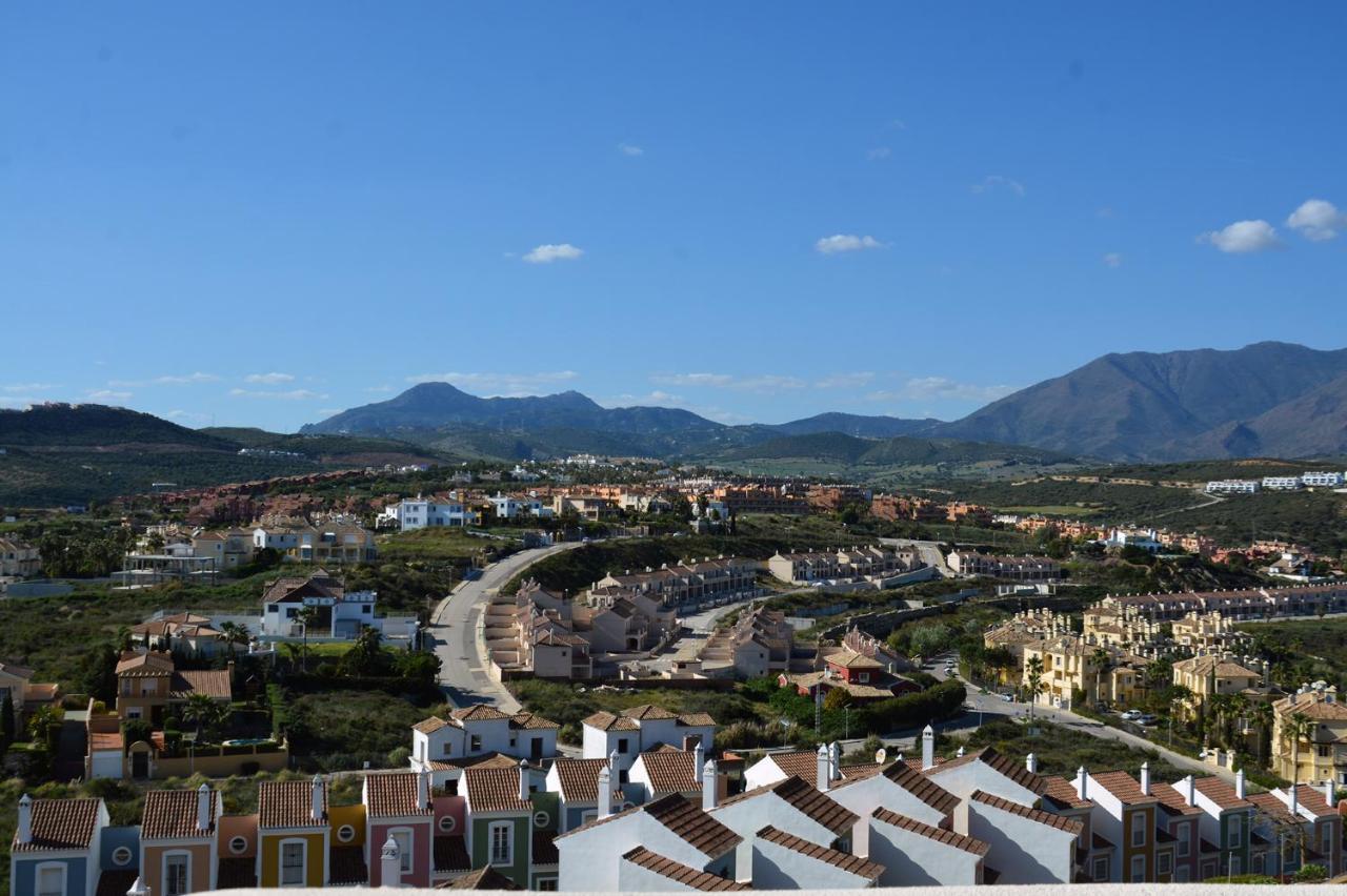 Vista Bahia Apartment Casares Exterior photo